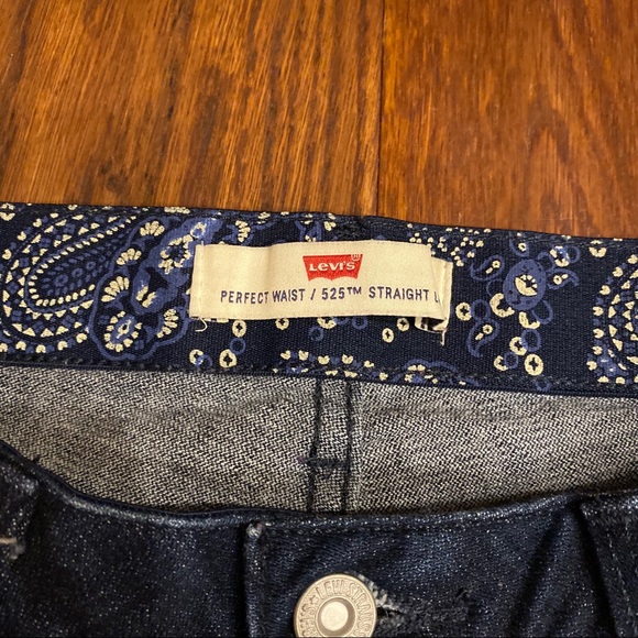 Levi's 525 Perfect Waist Straight Leg Jeans - Picture 2 of 8